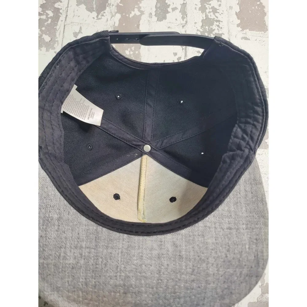 2944 Vans Snap Back Hat‎ Gray/Black